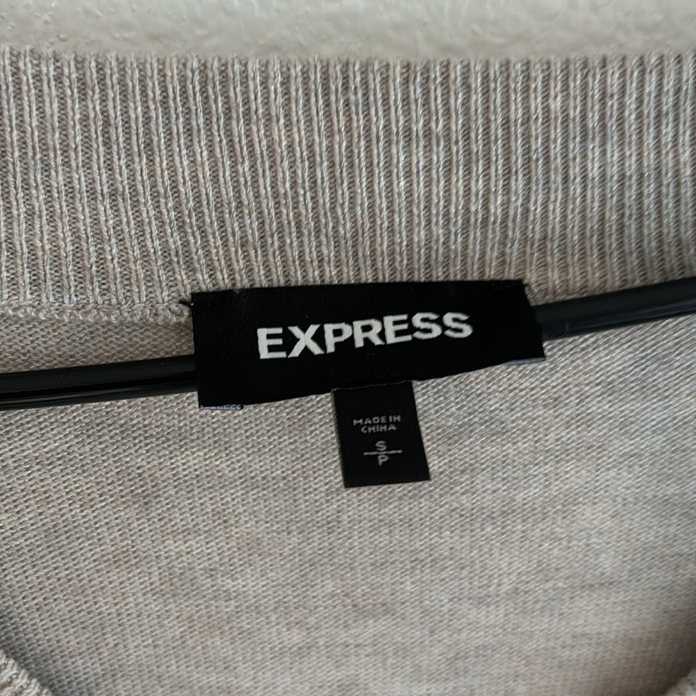 Express Sweater - Picture 2 of 2